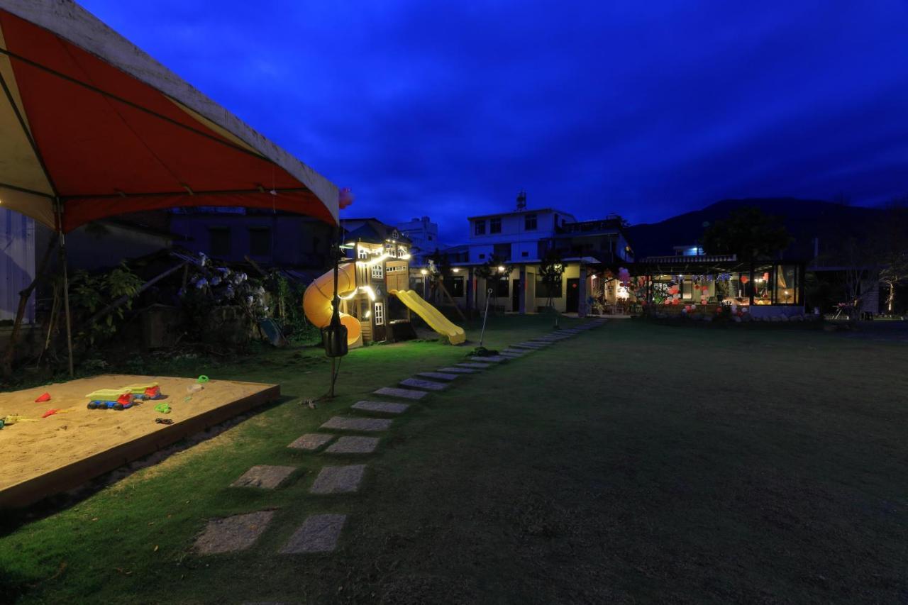 Jiang'S B&B 江院子庭園民宿 Ji'an Exteriör bild