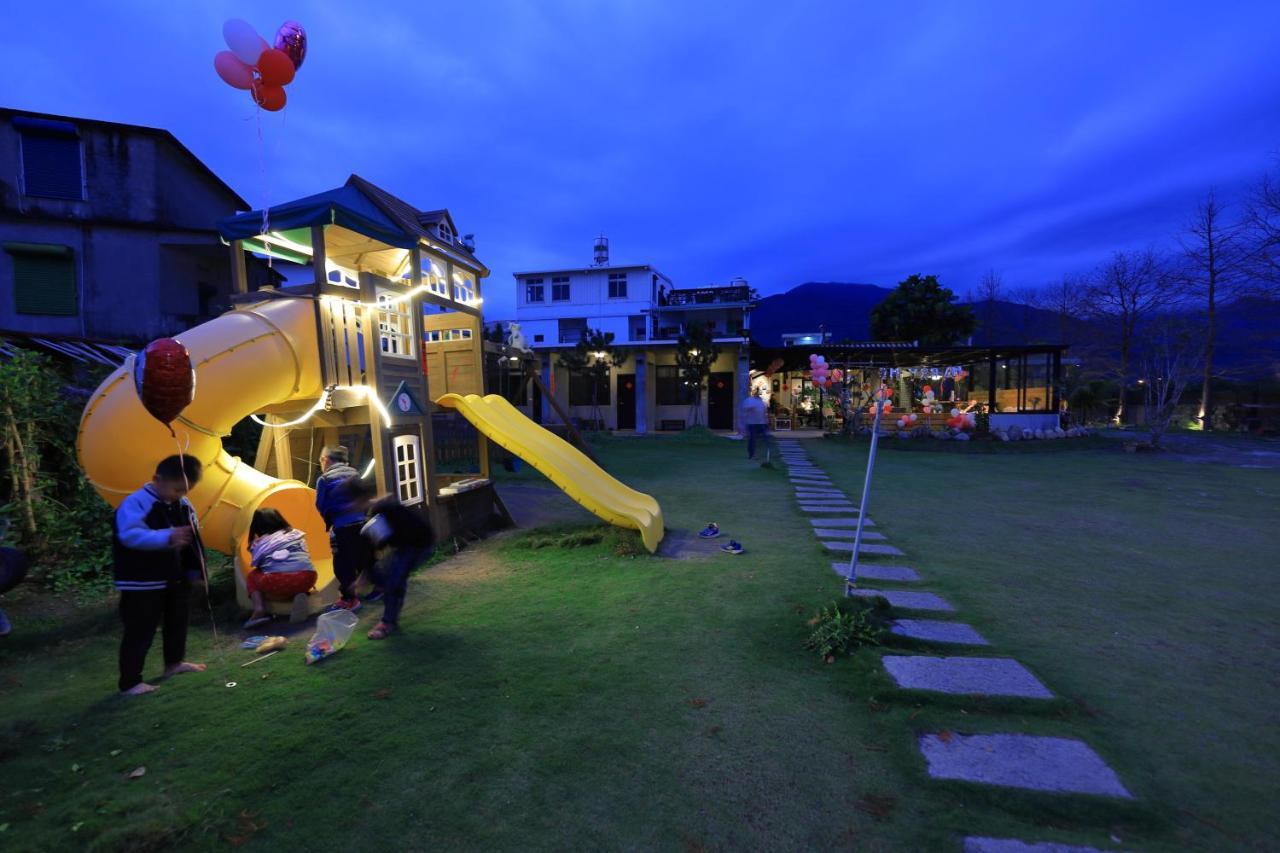 Jiang'S B&B 江院子庭園民宿 Ji'an Exteriör bild